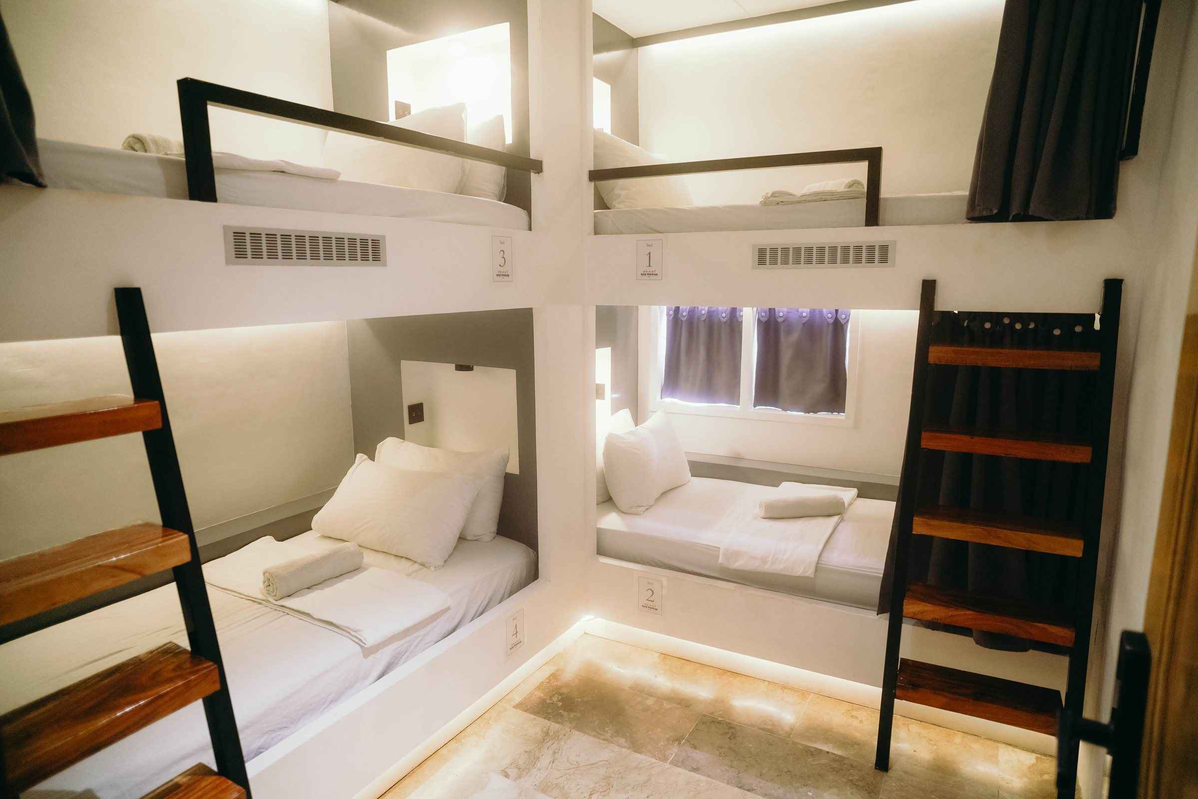 4-bed dorm with two bunks