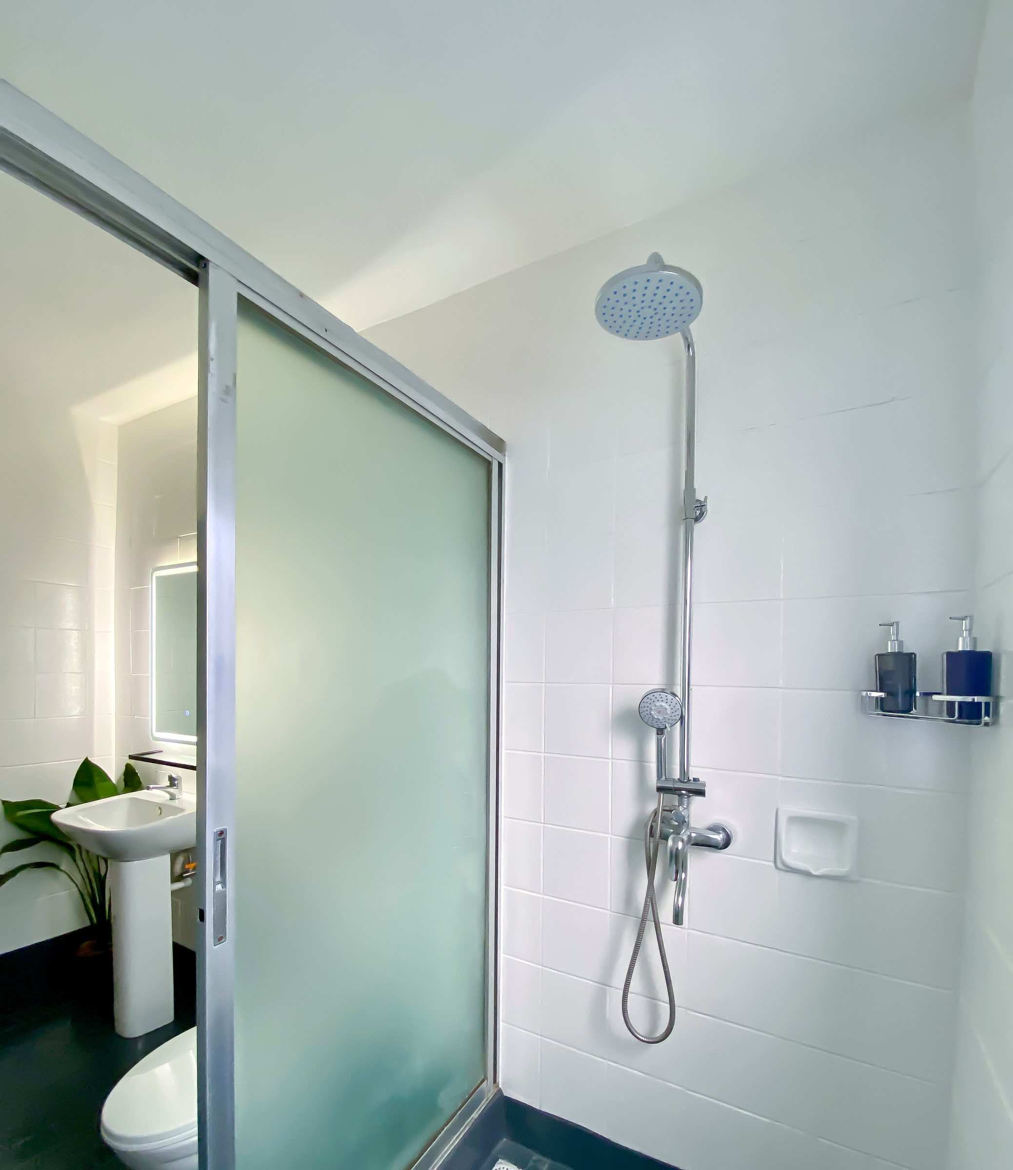 Rain shower in the private bathroom